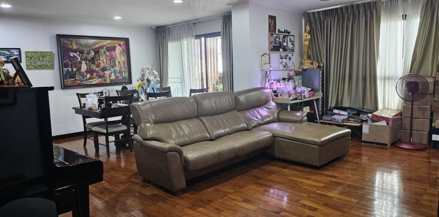 Condo à Yan Nawa, Bangkok, Thaïlande, 2 chambres  № 163056