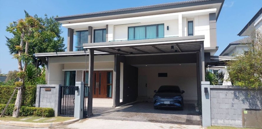 House in Thawi Watthana, Bangkok, Thailand 4 bedrooms № 163053