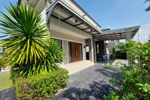 House in Thawi Watthana, Bangkok, Thailand 4 bedrooms № 163053 - photo 16
