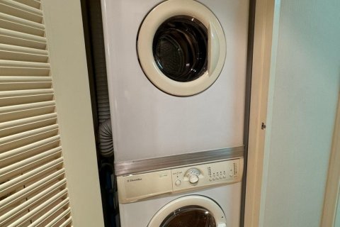 Studio dans le Condo à Pathum Wan, Bangkok, Thaïlande  № 168907 - photo 11