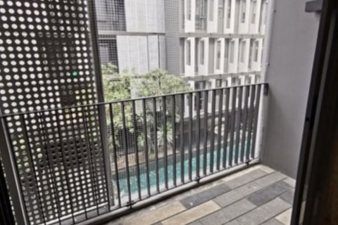 Studio dans le Condo à Watthana, Bangkok, Thaïlande  № 168905 - photo 5