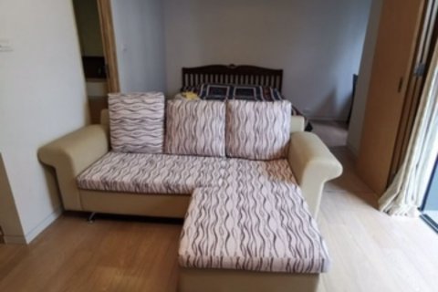 Studio dans le Condo à Watthana, Bangkok, Thaïlande  № 168905 - photo 7