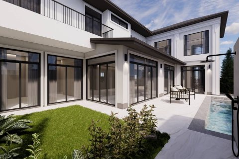 Villa in Chiang Mai, Thailand 5 bedrooms № 168906 - photo 7