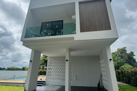 Дом в Чиангмае, Таиланд с 4 спальнями  № 147646 - фото 1