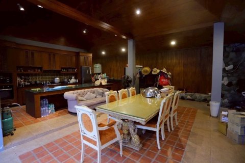 Дом в Паттайе, Таиланд с 5 спальнями  № 147650 - фото 11