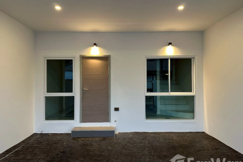 Таунхаус в Чиангмае, Таиланд с 4 спальнями № 147302 - фото 3