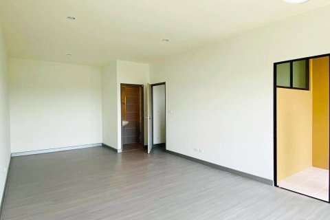 Townhouse in Bang Bua Thong, Thailand 3 bedrooms № 147303 - photo 10