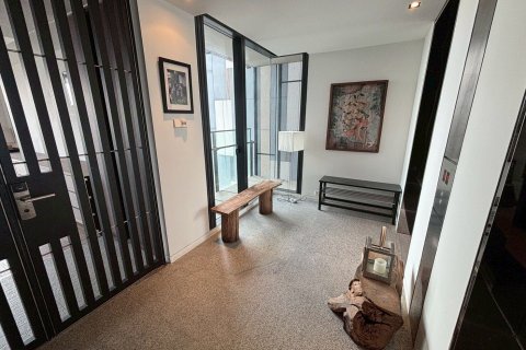 Condo à Sathon, Bangkok, Thaïlande, 3 chambres  № 147300 - photo 19