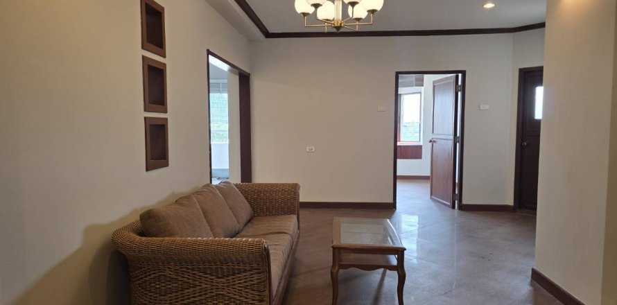 Condo in Bang Na, Bangkok, Thailand, 2 bedrooms  № 147301