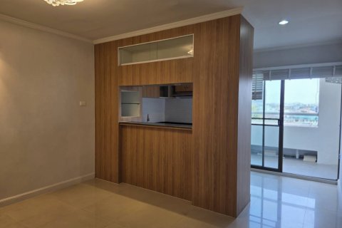 Condo in Bang Na, Bangkok, Thailand, 2 bedrooms  № 147301 - photo 3