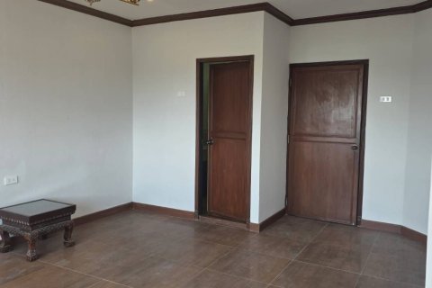 Condo in Bang Na, Bangkok, Thailand, 2 bedrooms  № 147301 - photo 19