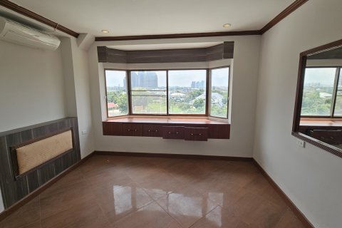 Condo in Bang Na, Bangkok, Thailand, 2 bedrooms  № 147301 - photo 17