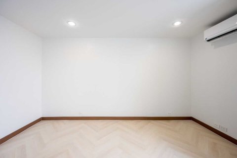 Condo à Watthana, Bangkok, Thaïlande, 3 chambres  № 147298 - photo 12