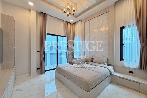 Haus in Pattaya, Thailand 4 Schlafzimmer № 220674 - Foto 19