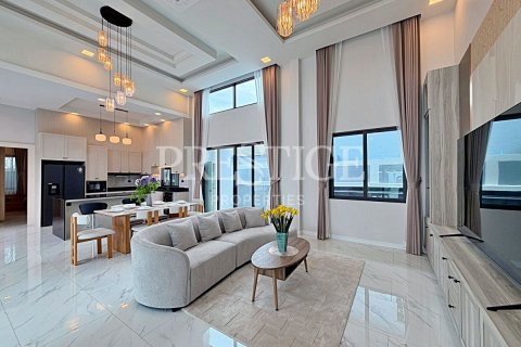 Haus in Pattaya, Thailand 4 Schlafzimmer № 220674 - Foto 4