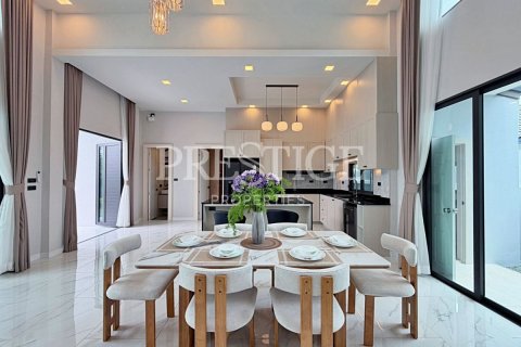 Haus in Pattaya, Thailand 4 Schlafzimmer № 220674 - Foto 7