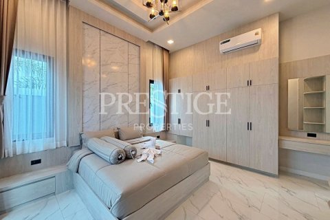 Haus in Pattaya, Thailand 4 Schlafzimmer № 220674 - Foto 18