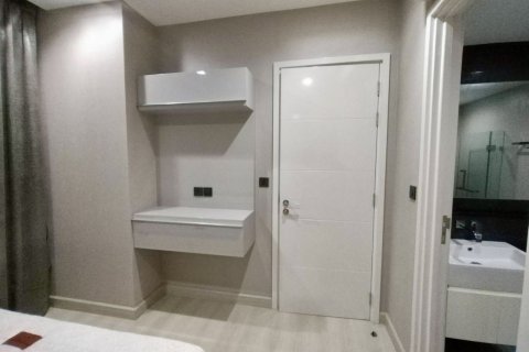 Студия в кондо в Пхая Тая, Бангкок, Таиланд № 158156 - фото 9