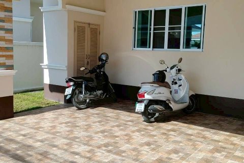 House in San Kamphaeng, Thailand 3 bedrooms № 158153 - photo 15