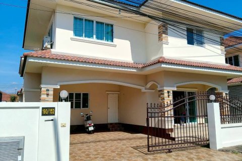 House in San Kamphaeng, Thailand 3 bedrooms № 158153 - photo 1