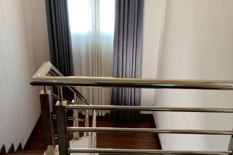 House in San Kamphaeng, Thailand 3 bedrooms № 158153 - photo 12