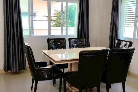 House in San Kamphaeng, Thailand 3 bedrooms № 158153 - photo 23