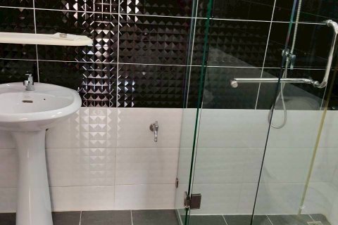 House in San Kamphaeng, Thailand 3 bedrooms № 158153 - photo 6