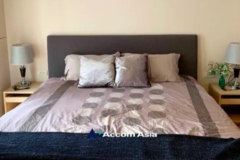 Condo in Watthana, Bangkok, Thailand, 3 bedrooms № 215568 - photo 4