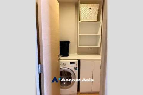 Condo in Watthana, Bangkok, Thailand, 3 bedrooms № 215568 - photo 7