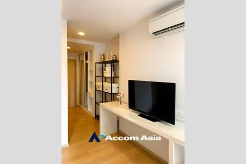 Condo in Watthana, Bangkok, Thailand, 3 bedrooms № 215568 - photo 2