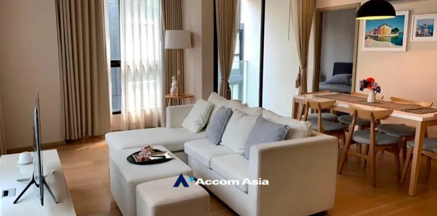 Condo in Watthana, Bangkok, Thailand, 3 bedrooms № 215568