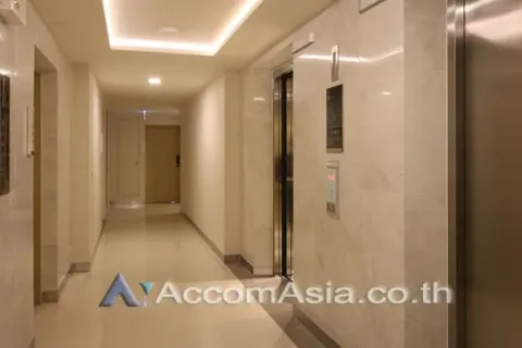 Condo in Watthana, Bangkok, Thailand, 3 bedrooms № 215568 - photo 20