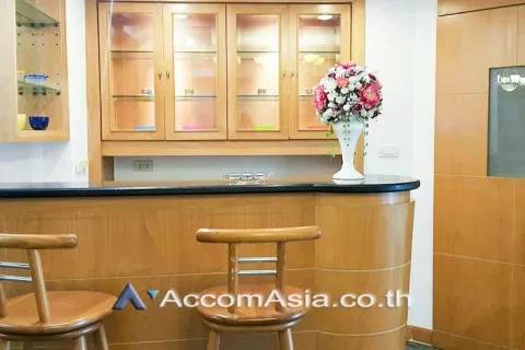 Condo in Watthana, Bangkok, Thailand, 3 bedrooms № 215569 - photo 3