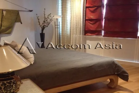 Condo in Khlong Toei, Bangkok, Thailand, 3 bedrooms № 215570 - photo 8
