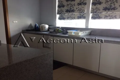 Condo in Khlong Toei, Bangkok, Thailand, 3 bedrooms № 215570 - photo 5