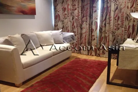 Condo in Khlong Toei, Bangkok, Thailand, 3 bedrooms № 215570 - photo 3
