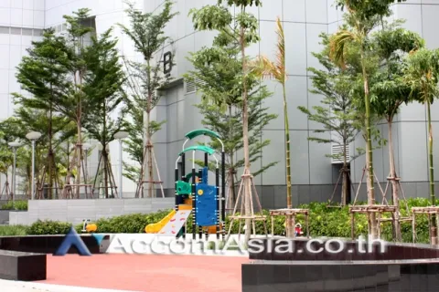 Condo in Khlong Toei, Bangkok, Thailand, 3 bedrooms № 215570 - photo 15