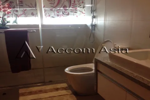 Condo in Khlong Toei, Bangkok, Thailand, 3 bedrooms № 215570 - photo 6