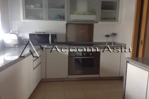 Condo in Khlong Toei, Bangkok, Thailand, 3 bedrooms № 215570 - photo 4
