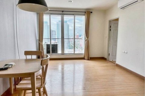 Кондоминиум с 2 спальнями в Бангкоке, Таиланд № 114153 - фото 1