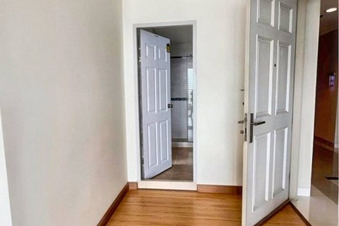 Кондоминиум с 2 спальнями в Бангкоке, Таиланд № 114153 - фото 5