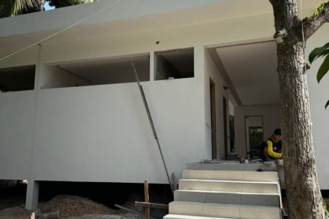 Villa in Surat Thani, Thailand 3 bedrooms № 114151 - photo 7