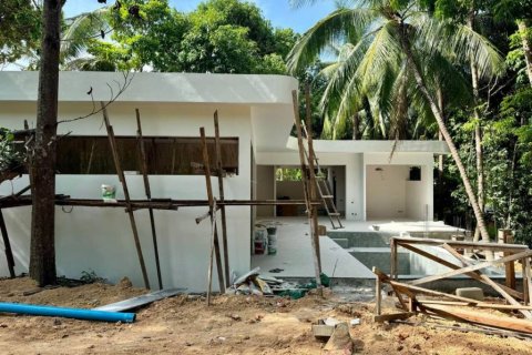 Villa in Surat Thani, Thailand 3 bedrooms № 114151 - photo 2