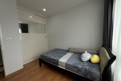 Condo in Phasi Charoen, Bangkok, Thailand, 2 bedrooms  № 152641 - photo 4