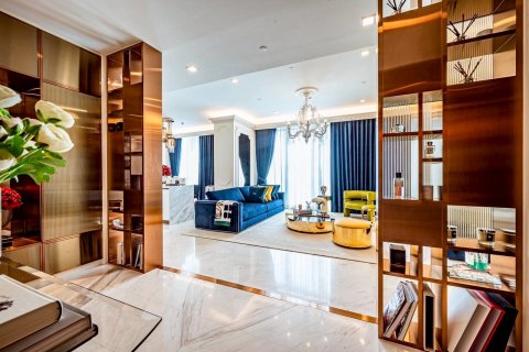 Condo in Bangkok, Thailand, 2 bedrooms  № 194554 - photo 2