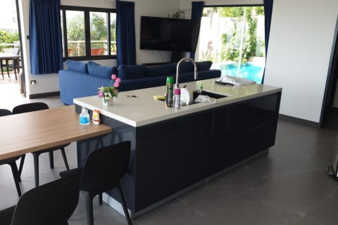 Villa in Ko Samui, Thailand 3 bedrooms № 180218 - photo 3