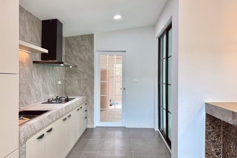 House in Phuket, Thailand 4 bedrooms № 152880 - photo 10