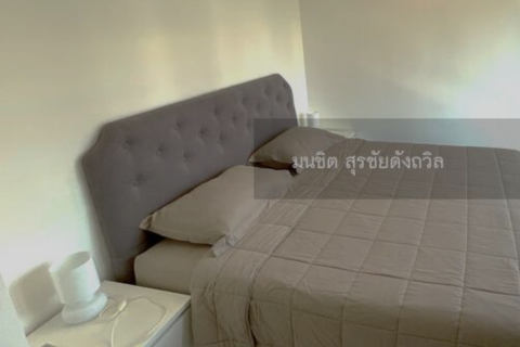 Студия в кондо в Клонг Тоэй, Бангкок, Таиланд № 152877 - фото 2