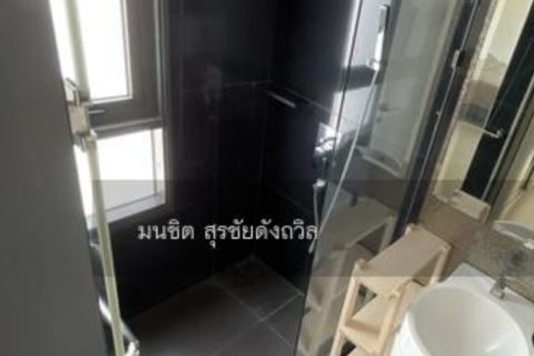 Студия в кондо в Клонг Тоэй, Бангкок, Таиланд № 152877 - фото 4