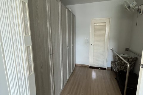 House in Hang Dong, Thailand 3 bedrooms № 152878 - photo 14